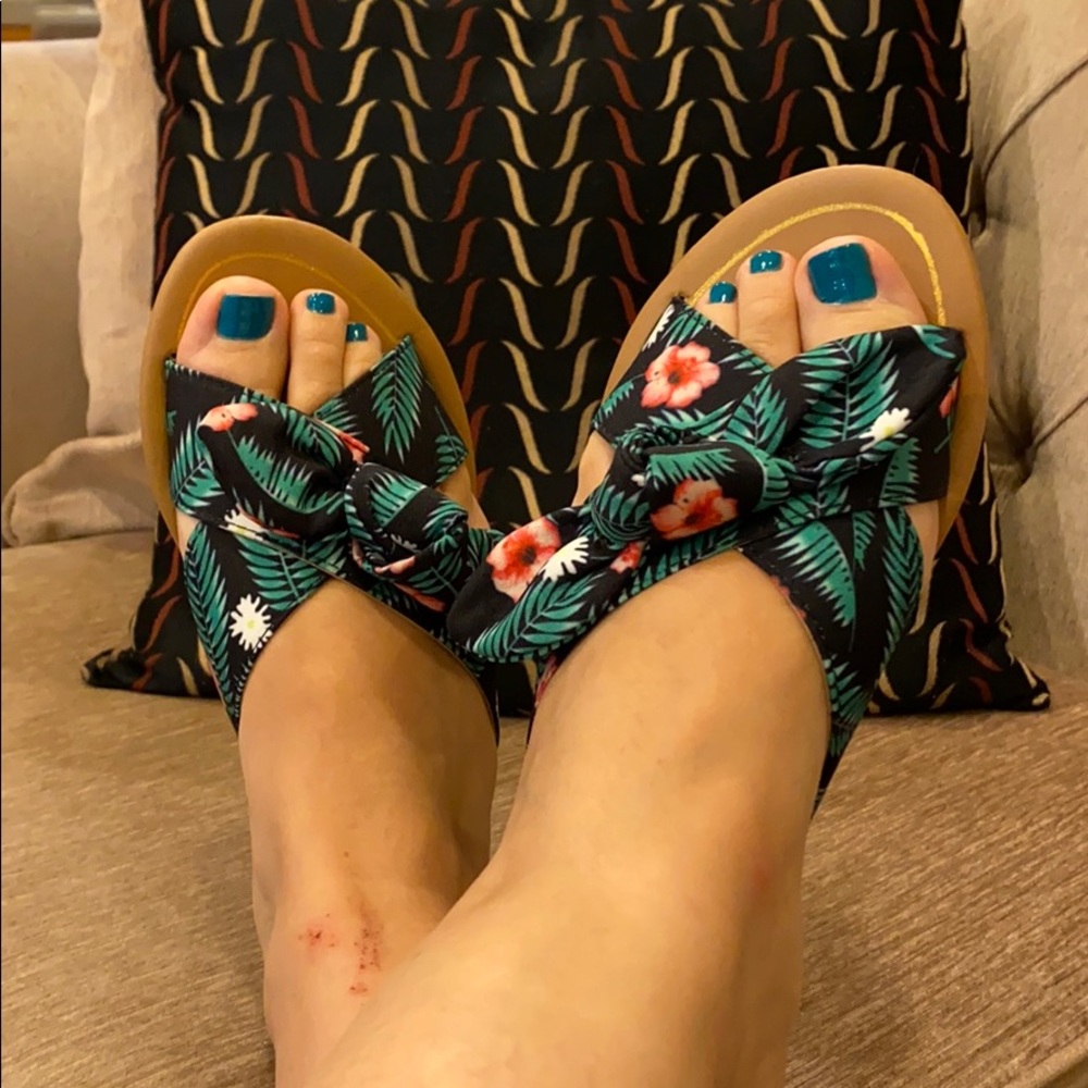 NEW Autumn Black/Green Fabric Sandal - Picture 4 of 12